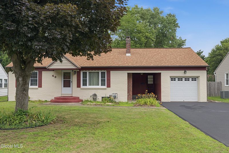 2nd image of 49 Gipp Road