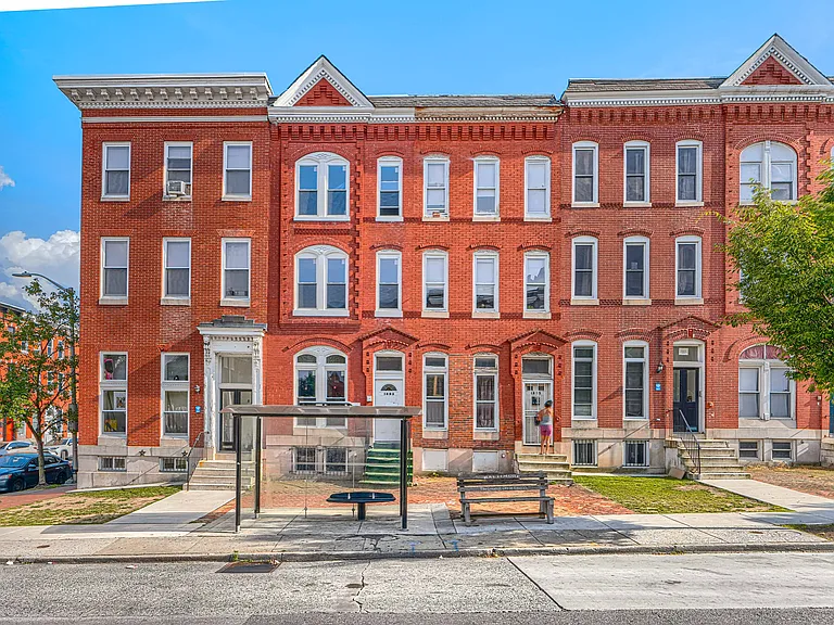 1803 W Baltimore St #1 — Photo 1