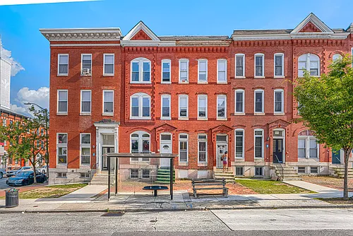 1803 W Baltimore St #1 Photo 1