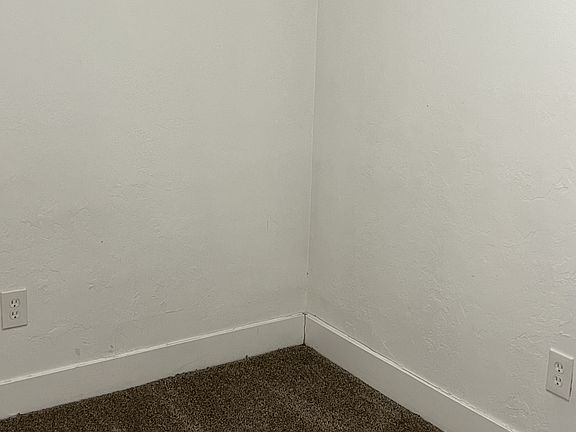 5th image of 389 E Vine St #3