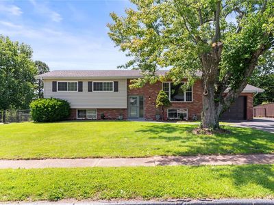 2144 Wildwind Ln, High Ridge, MO, 63049