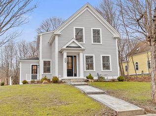 344 High St, Hingham, MA 02043