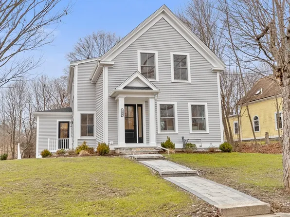 344 High St, Hingham, MA 02043