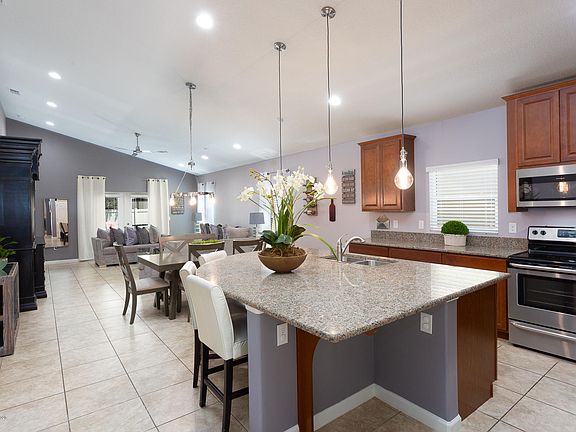 3rd image of 3990 Harvest Cir