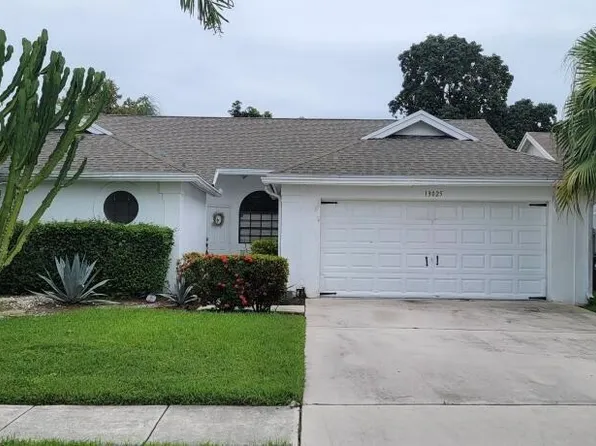 13025 Meadowbreeze Dr, Wellington, FL 33414