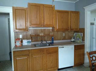 60 Somerset St #2, Springfield, MA 01108