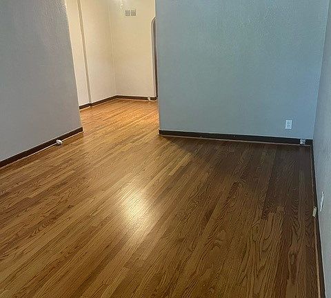 3rd image of 5247 Pernod Ave #1