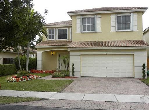 1st image of 4552 NW 94th Ct