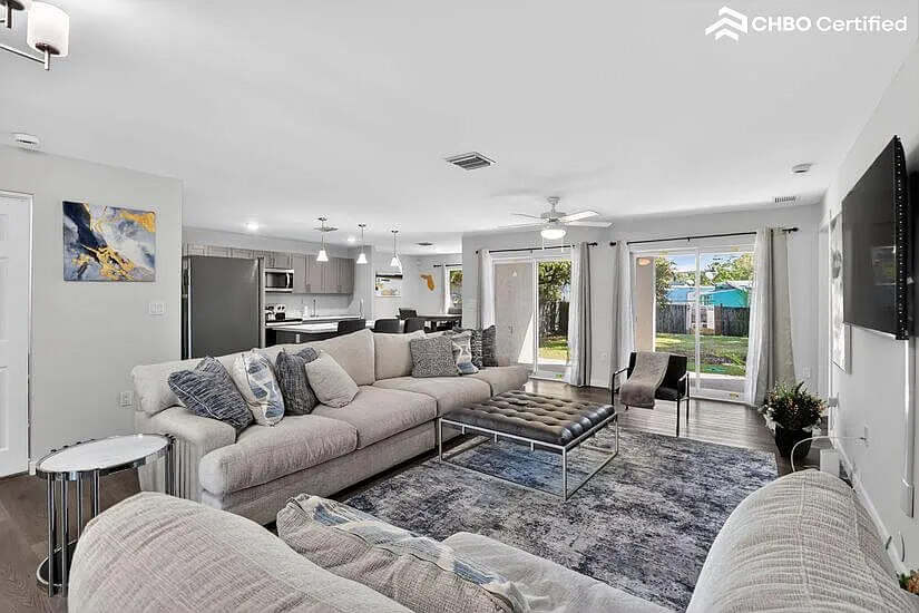 Miami furnished house 1 story living — Photo 3