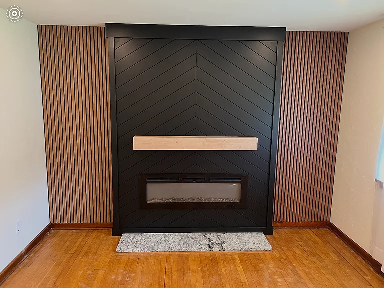 1323 Lincoln Way — Photo 1