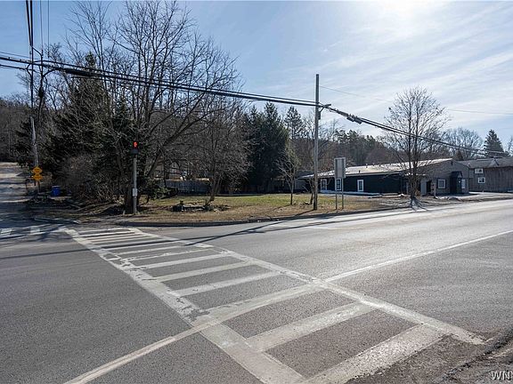 4th image of 6443 Olean Rd #15