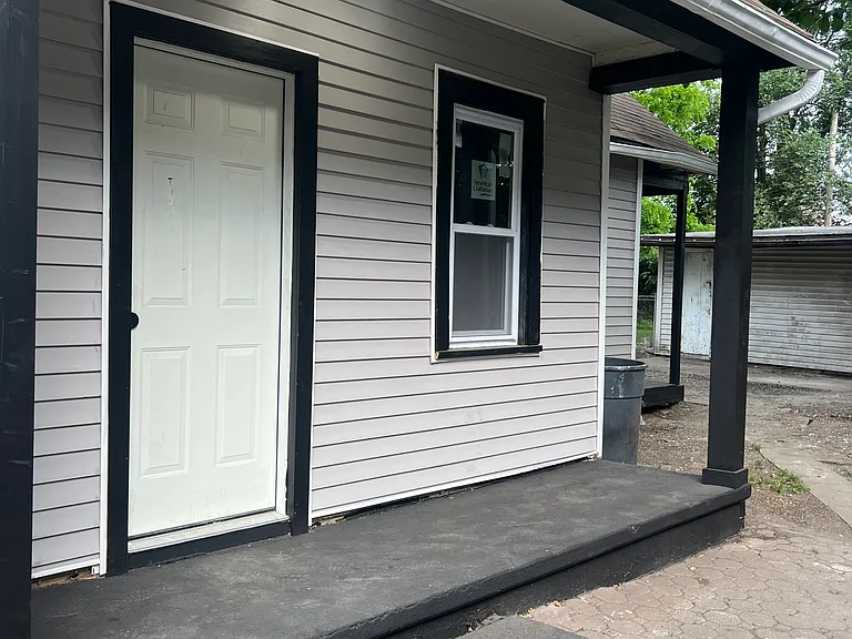 7709 Elton Ave — Photo 29