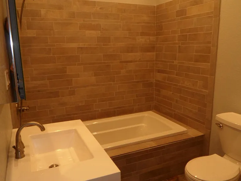 1521 W Farwell Ave #2A — Photo 15
