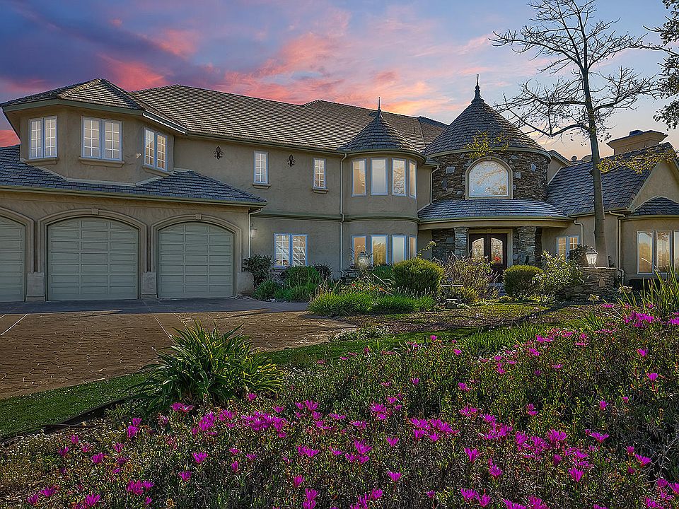 1st image of 2584 Alicante Ct