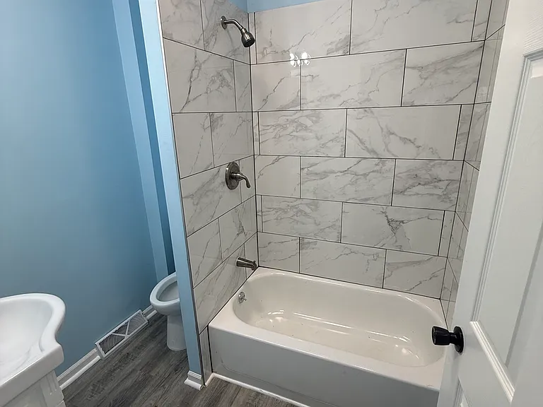 963 Lane St — Photo 5