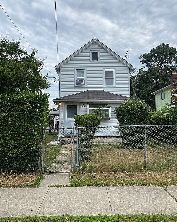 1st image of 49 Lincoln Ave