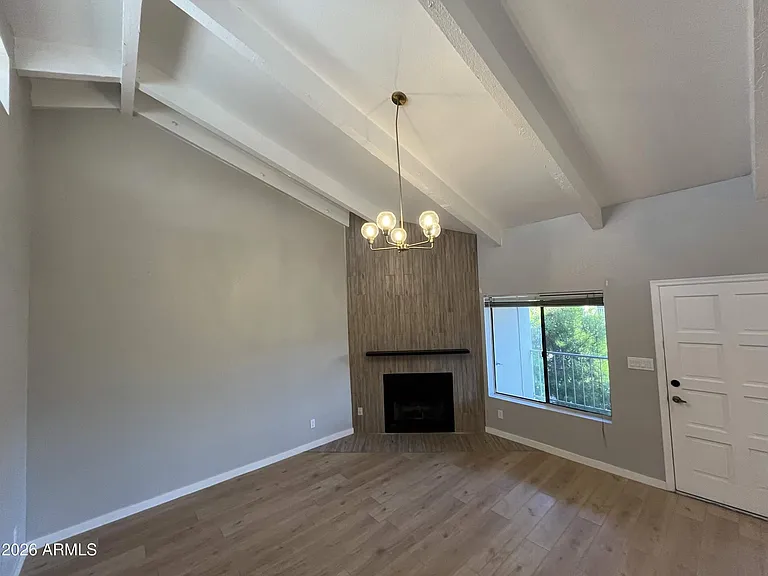1017 E Maryland Ave #236 — Photo 2