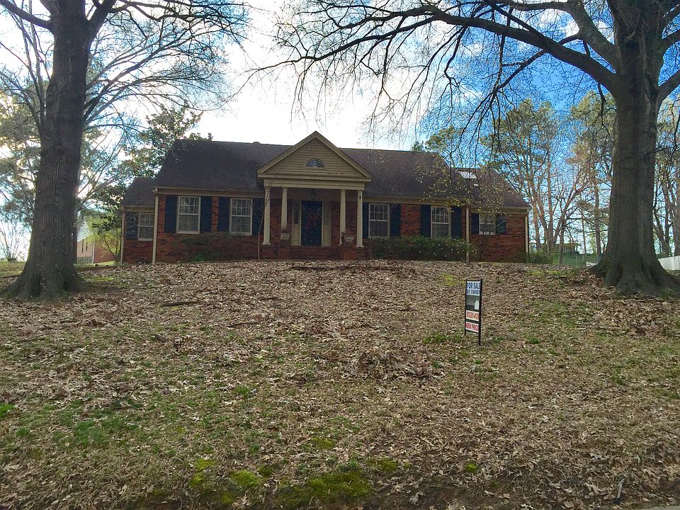 1st image of 5 Shannon Dr