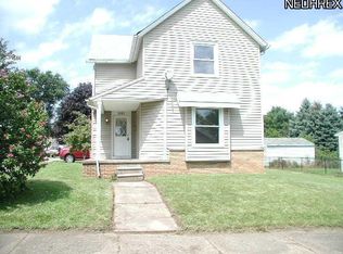 1061 Oak Ave, Barberton, OH