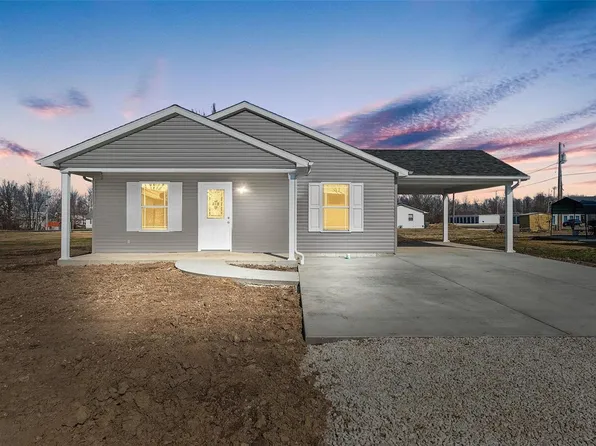 1206 W Locust St, Bowling Green, MO 63334