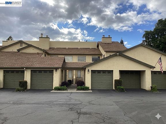4th image of 1609 W Swain Rd
