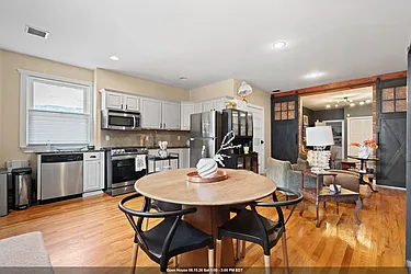 220 7th Street, #1