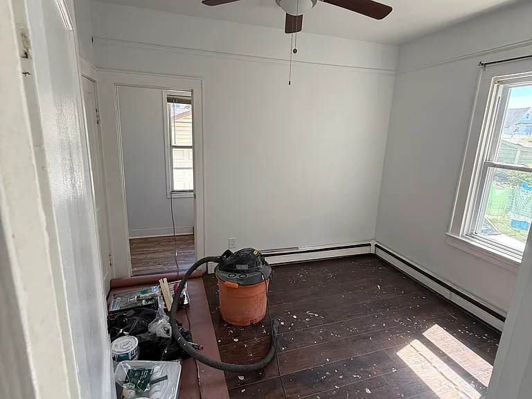 651 Meacham Ave — Photo 4