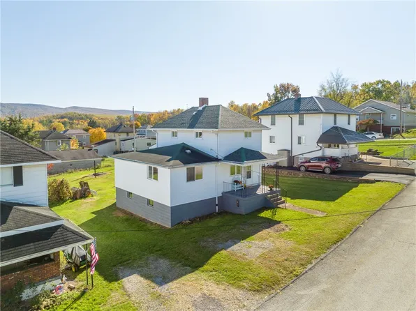 504 25th St, Blairsville, PA 15717