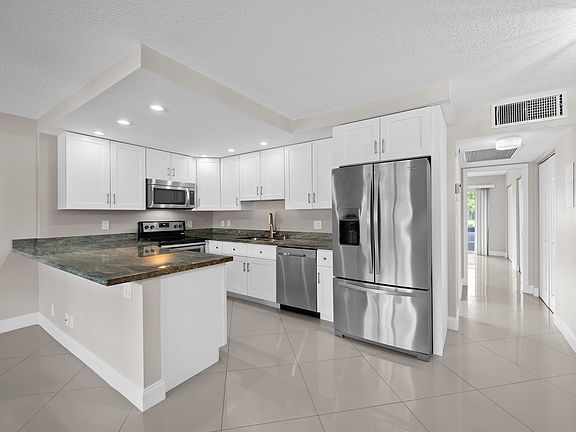 2nd image of 2503 Antigua Terrace #E1