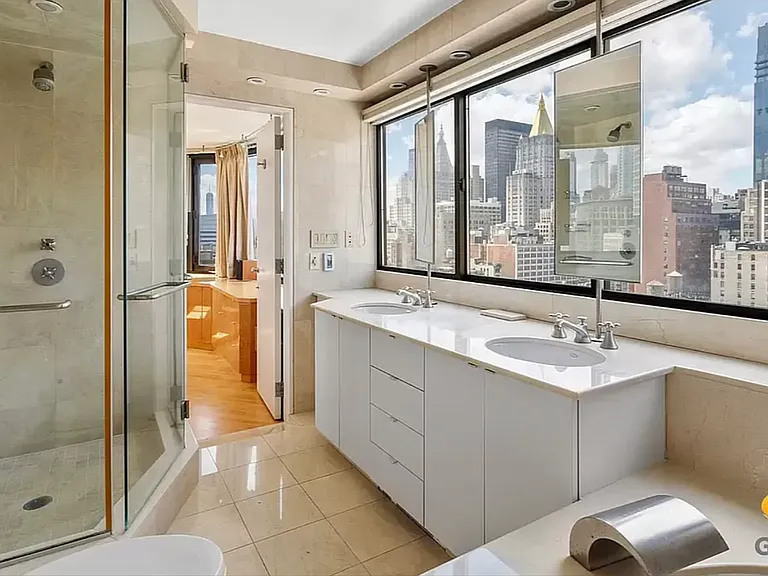 159 E 30th St #21AB — Photo 5