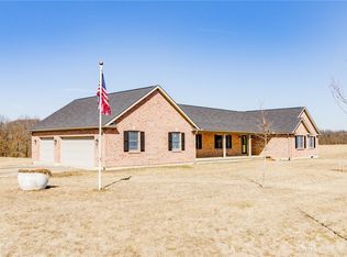 966 Clifton Rd, Xenia, OH 45385