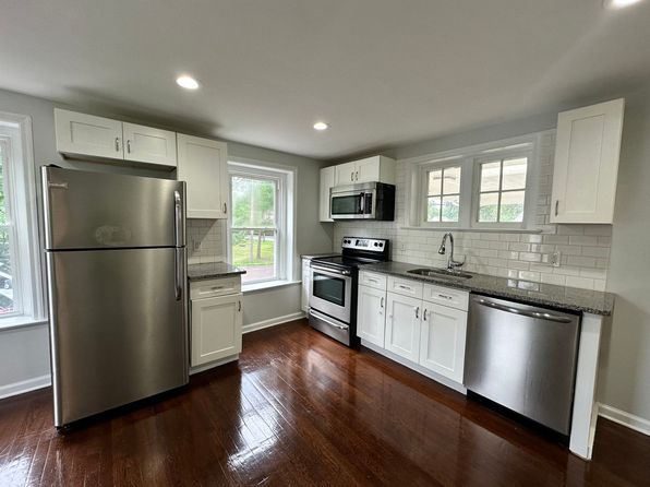 200 W Cherry Ln #2