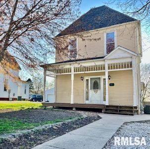 312 N Illinois St, Camp Point, IL, 62320