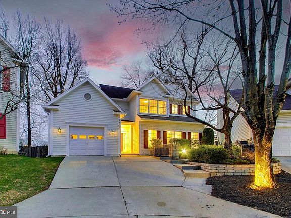 3rd image of 9200 Linden Grove Ct