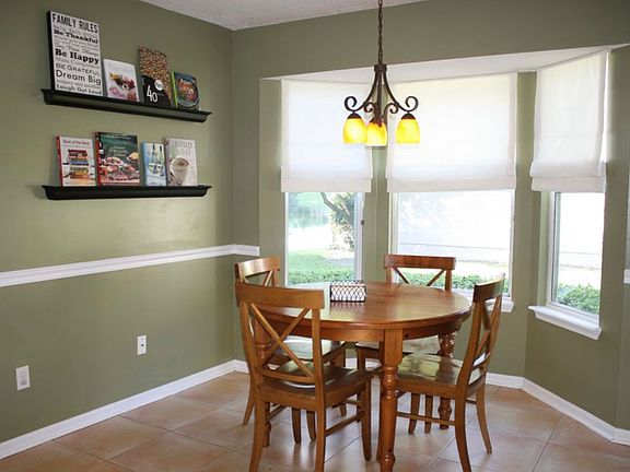 4th image of 4778 Mountain Breeze Ct S