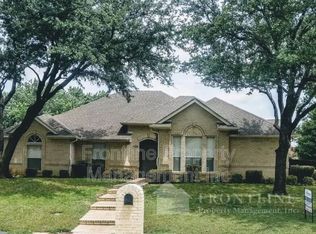 1424 Highland Dr, Mansfield, TX 76063