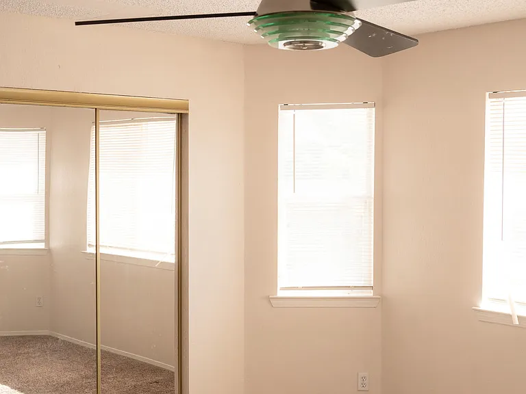 5760 W Valley Cir — Photo 19