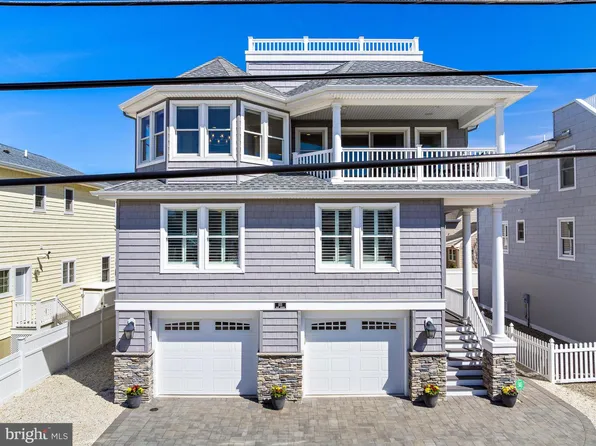 103 E Marine Ln, Brant Beach, NJ 08008