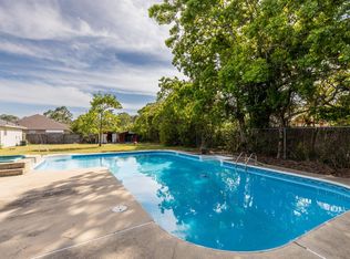 9382 E River Dr, Navarre, FL 32566