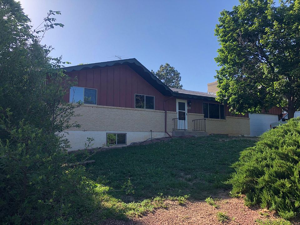 1st image of 3922 Applewood Dr