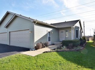 66 S Walnut Dr, North Aurora, IL 60542