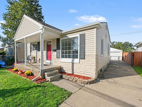 4th image of 9098 Clippert St