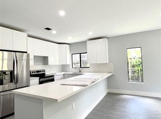 2210 W 5th Way #A-B, Hialeah, FL 33010