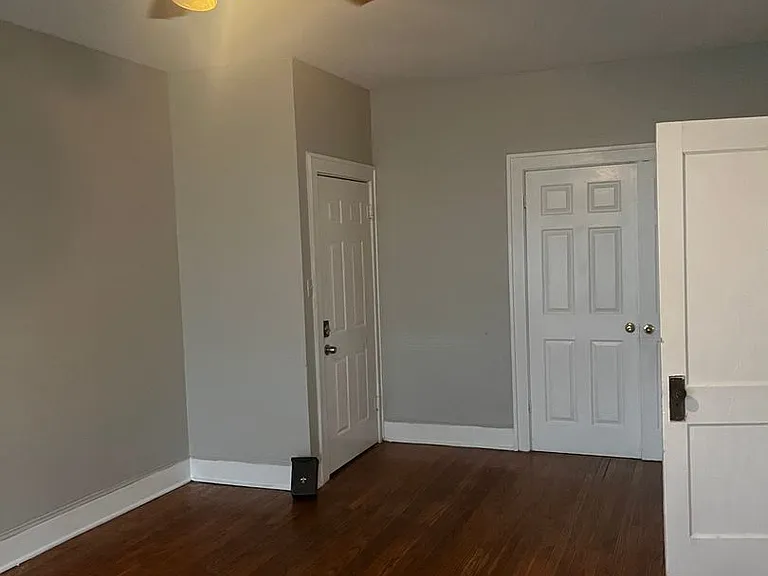 402 Egan St — Photo 7