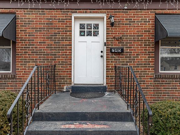 5th image of 745 Porter St