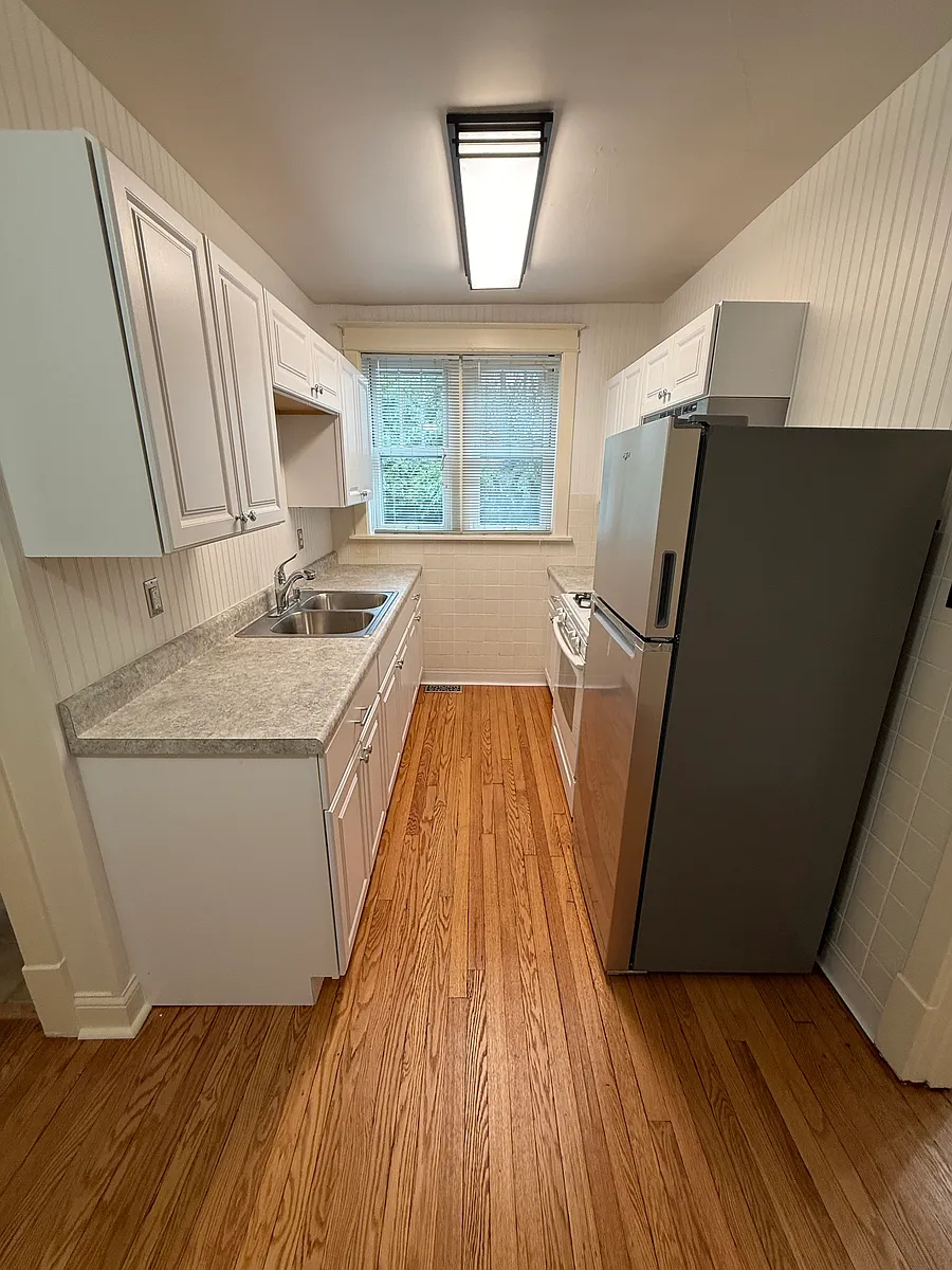 Building Photo - 7525 Big Bend Blvd #1N