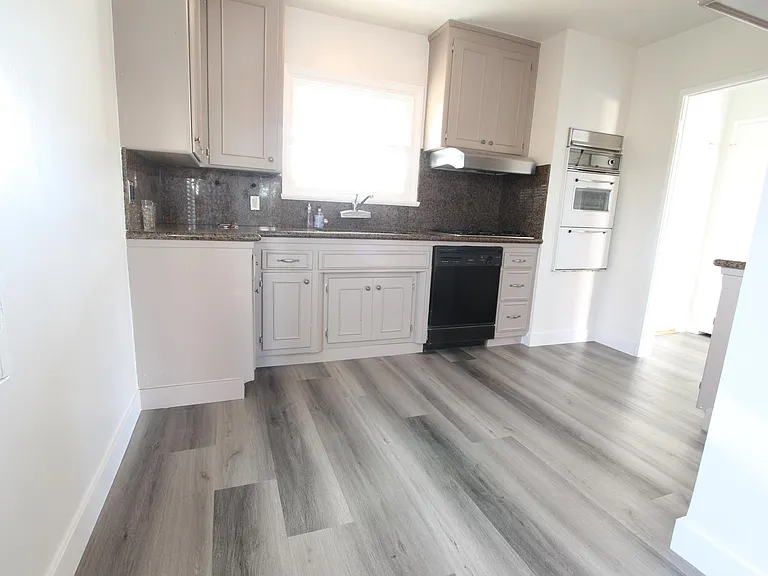 8028 Paso Robles Ave — Photo 13