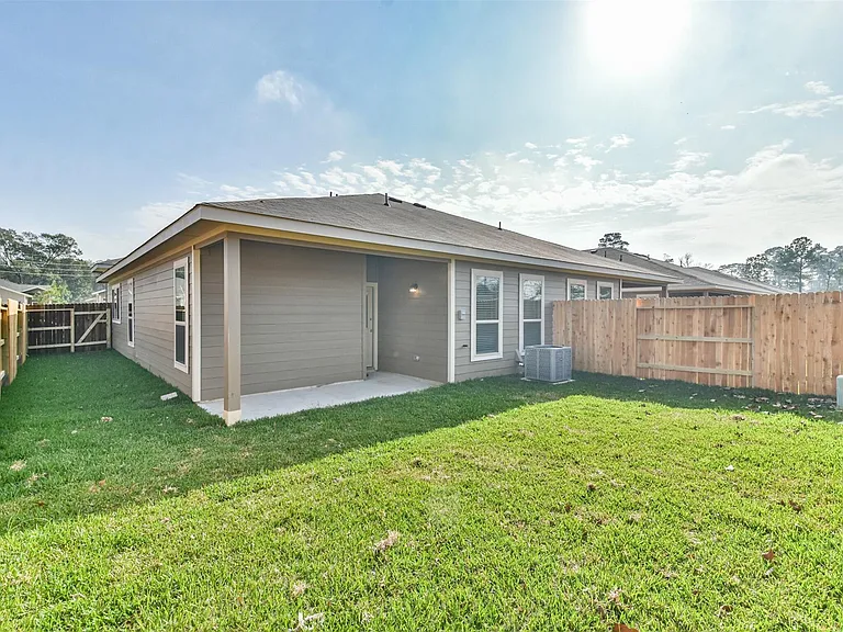 9800 Grosbeak Ln — Photo 27