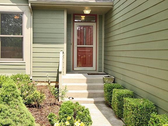 2nd image of 1654 Catalina Way