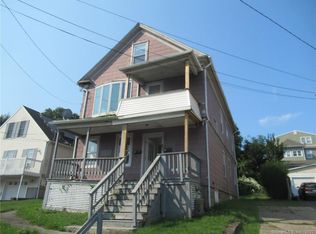 87 Riverview Ave, New London, CT 06320